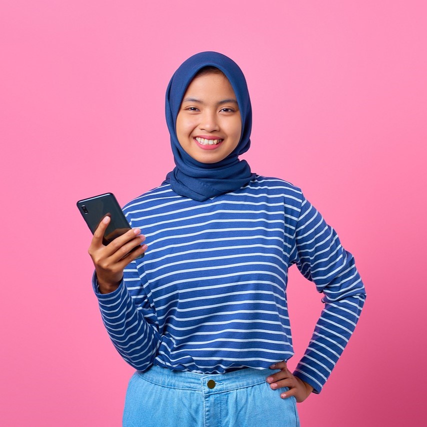 mobile phone insurance policy for broken cellphone or smartphone